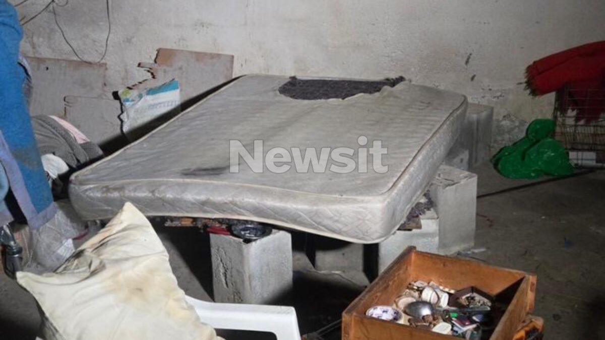 Θεσσαλονίκη: Εικόνες από το υπόγειο της φρίκης όπου βρέθηκε νεκρή η 47χρονη – Απολογούνται οι 2 άνδρες για τις δολοφονίες