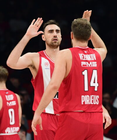 Ο Βεζένκοφ και ο Μιλουτίνοφ