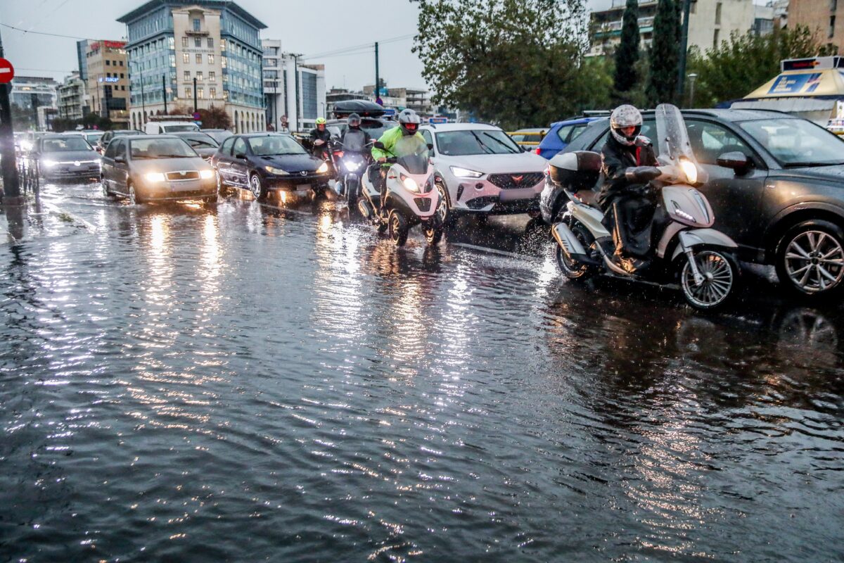 &Kappa;&alpha;&iota;&rho;ό&sigmaf;: &Kappa;&alpha;&tau;&alpha;&iota;&gamma;ί&delta;&epsilon;&sigmaf; &chi;&tau;&upsilon;&pi;&omicron;ύ&nu; &Delta;&omega;&delta;&epsilon;&kappa;ά&nu;&eta;&sigma;&alpha; &kappa;&alpha;&iota; &beta;ό&rho;&epsilon;&iota;&omicron; &Alpha;&iota;&gamma;&alpha;ί&omicron; &ndash; &Nu;&epsilon;&kappa;&rho;ό&sigmaf; &alpha;&pi;ό &tau;&eta;&nu; &kappa;&alpha;&kappa;&omicron;&kappa;&alpha;&iota;&rho;ί&alpha; &sigma;&tau;&eta;&nu; &Kappa;&omicron;&mu;&omicron;&tau;&eta;&nu;ή, &pi;&lambda;&eta;&mu;&mu;ύ&rho;&epsilon;&sigmaf; &sigma;&tau;&eta;&nu; &Pi;&epsilon;&lambda;&omicron;&pi;ό&nu;&nu;&eta;&sigma;&omicron;