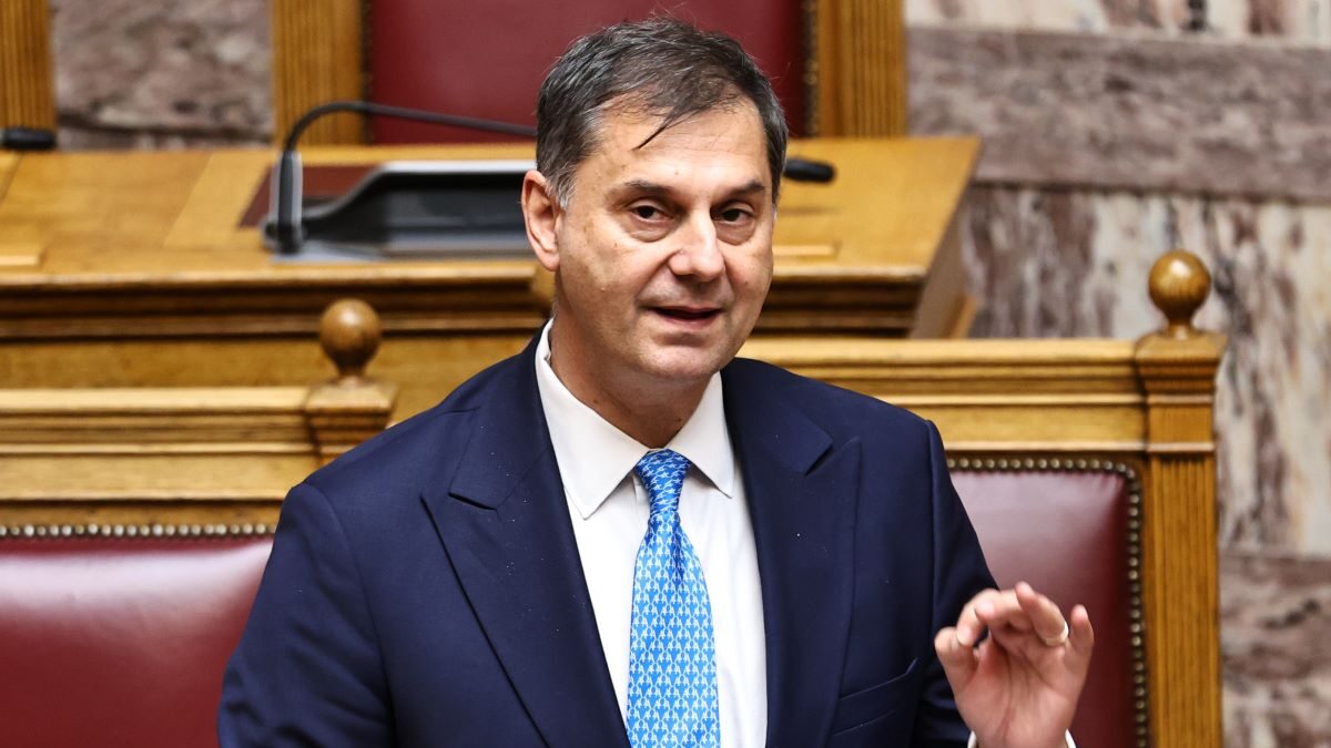 Ο Χάρης Θεοχάρης