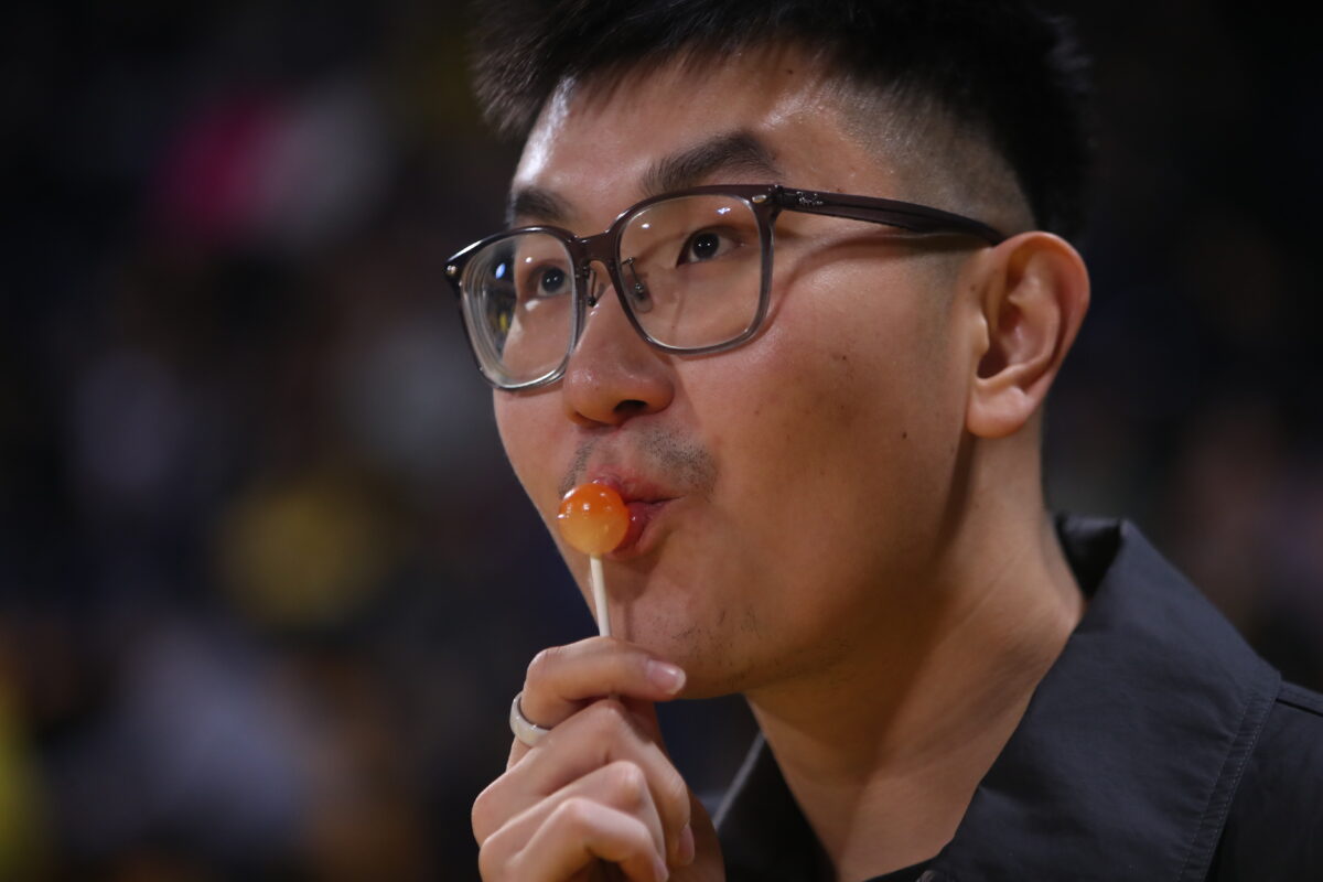 Αρης Betsson - Παναθηναϊκός: Με γλειφιτζούρι στο γήπεδο ο Ρίτσαρντ Σιάο