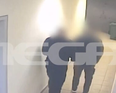 Βίντεο – ντοκουμέντο για τη δολοφονία στις φυλακές Δομοκού: Αρχιφύλακας και δολοφόνος έκαναν βόλτες σαν φιλαράκια στους διαδρόμους