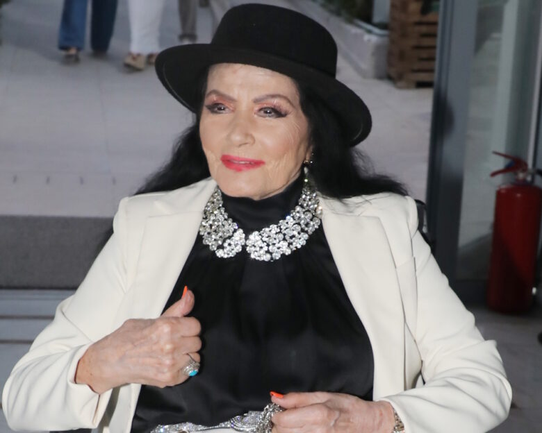 Ζωζώ Σαπουντζάκη