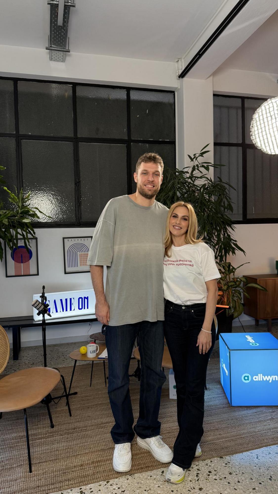 Ο Σάσα Βεζένκοφ και η Ντορέττα Παπαδημητρίου