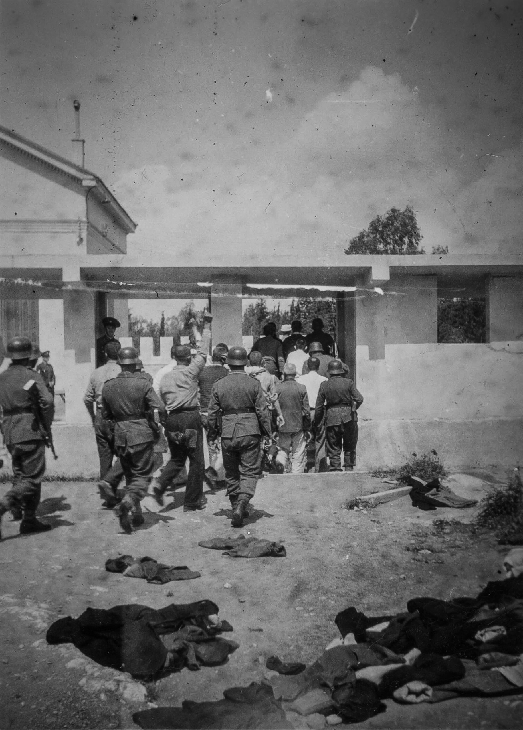 Φωτογραφίες 200 της Καισαριανής