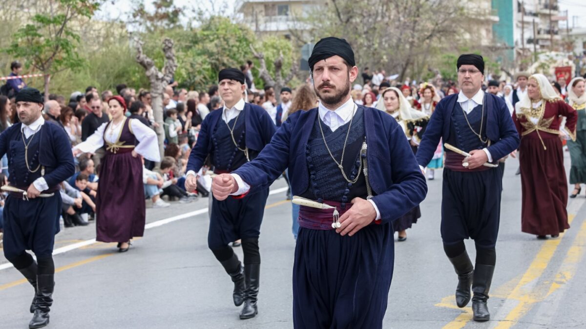 Παρέλαση τη 25η Μαρτίου στο Ηράκλειο Κρήτης
