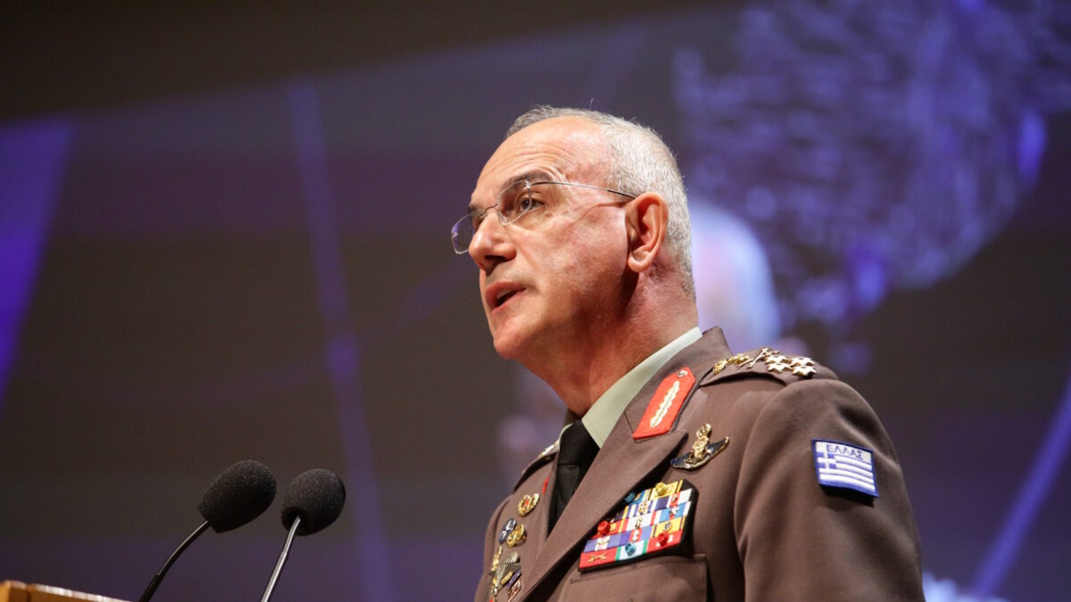 Ο Αρχηγός ΓΕΕΘΑ Στρατηγός Δημήτριος Χούπης