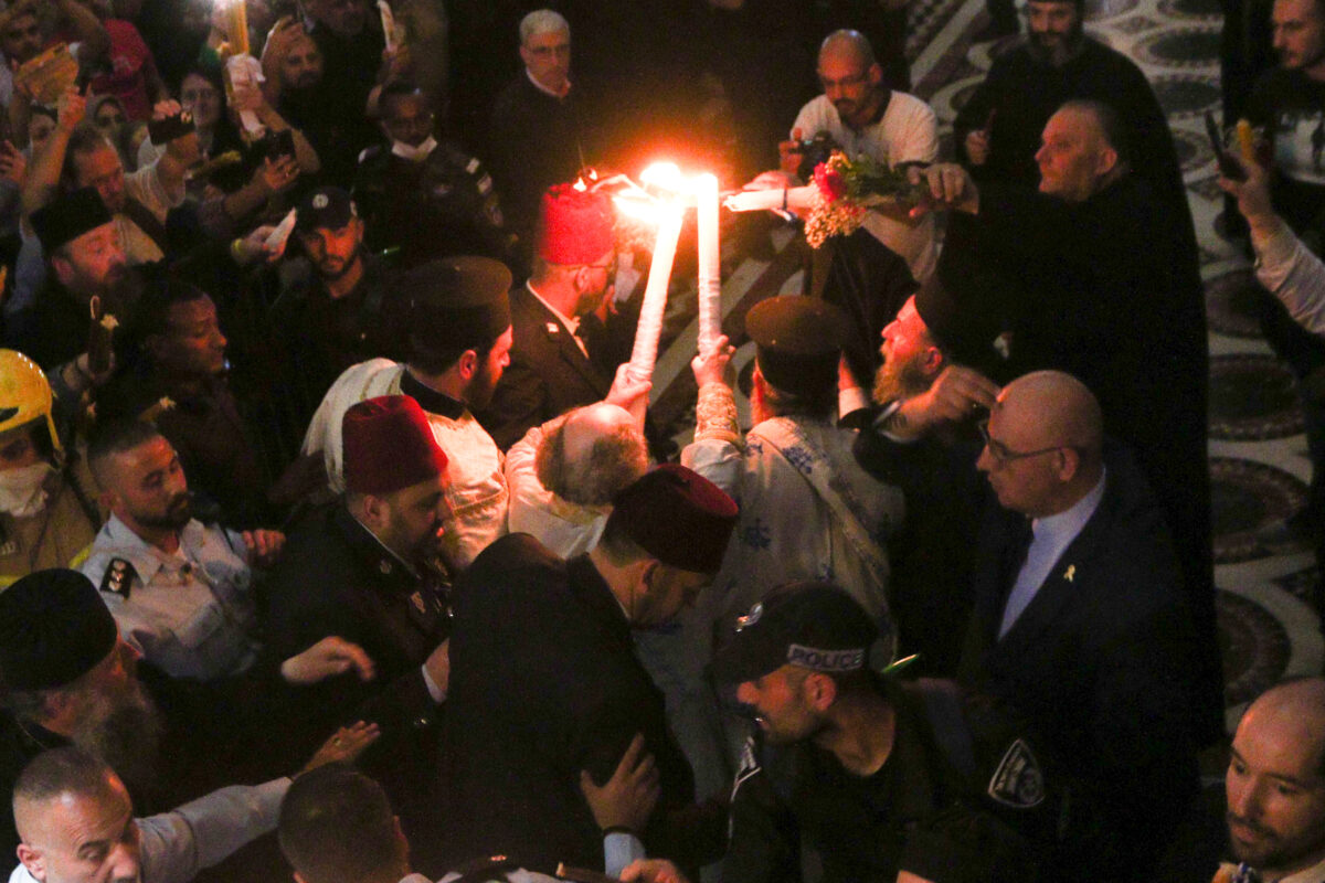 Τελετή Αφής για το Άγιο Φως