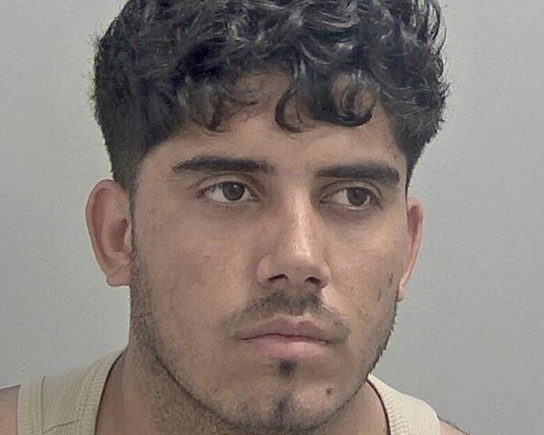 O Ahmad Mulakhil, 23 ετών