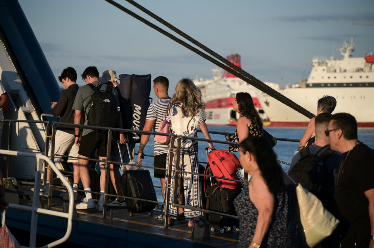 Πλοίο, επιβάτες, ακτοπλοϊκά