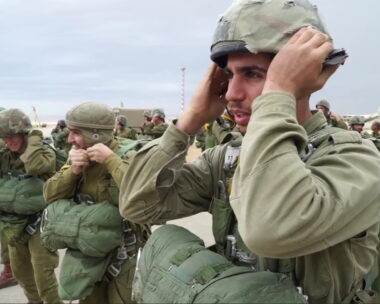 Ισραηλινοί αλεξιπτωτιστές