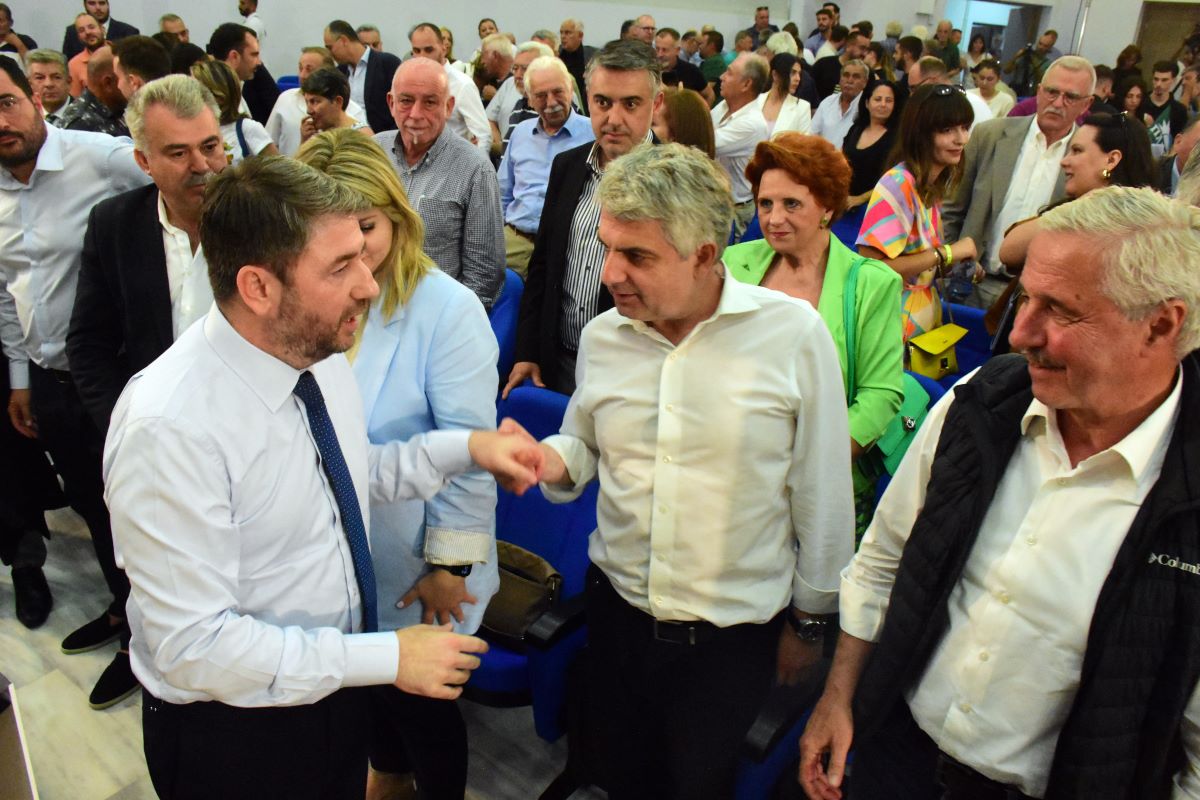 Ο Νίκος Ανδρουλάκης και ο Οδυσσέας Κωνσταντινόπουλος