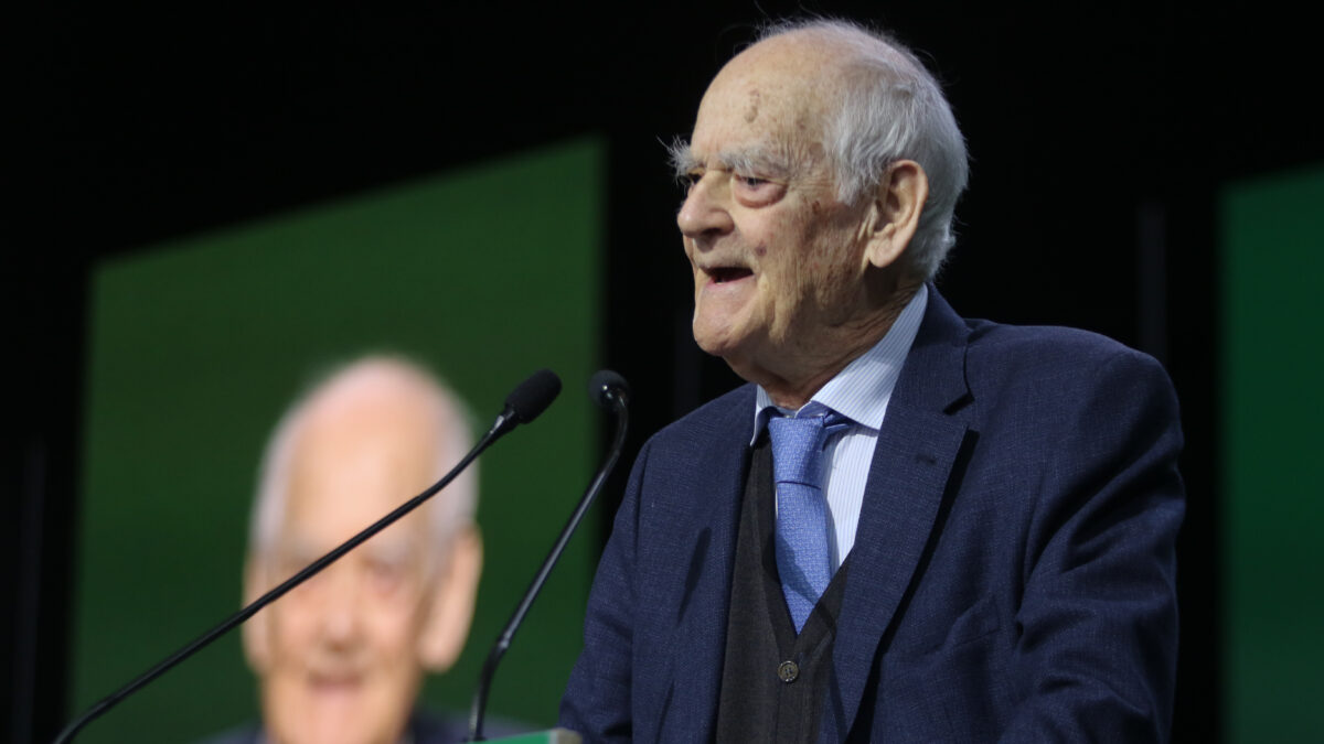 Απόστολος Κακλαμάνης