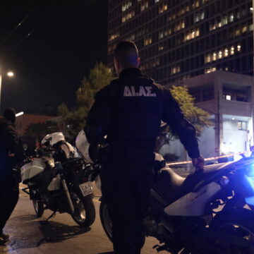 Άνδρας συνελήφθη που ισχυριζόταν οτι εχει εκρηκτικά και απειλεύσε να ανατιναχθεί έξω από το κτήριο της ΓΑΔΑ. Παρασκευή 6 Μαρτίου 2026. (ΔΑΝΑΗ ΔΑΥΛΟΠΟΥΛΟΥ/EUROKINISSI)