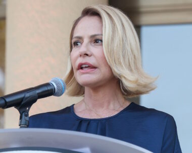 Τζένη Μπαλατσινού