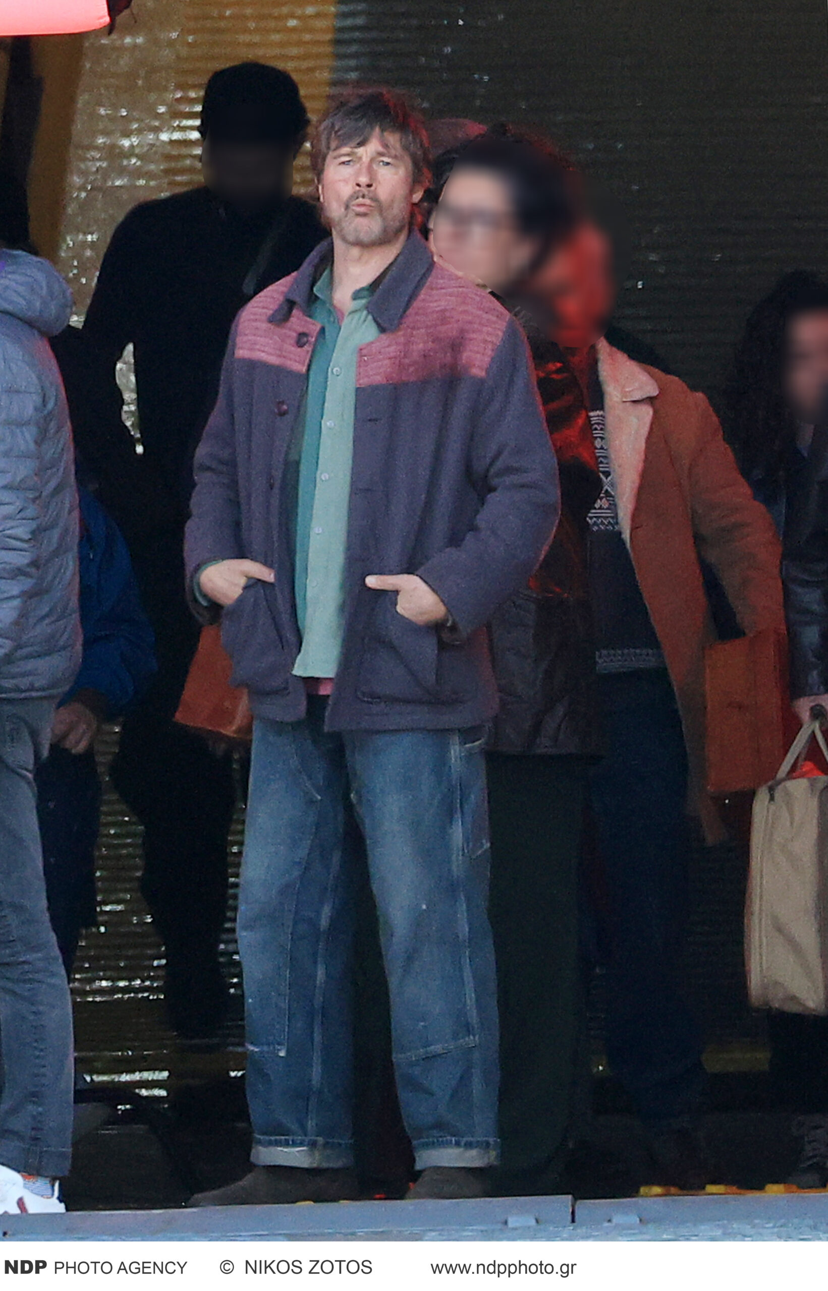 Ο Μπραντ Πιτ στον καταπέλτη του πλοίο