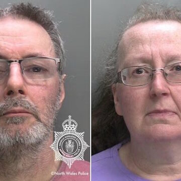 Η Bernita Davies και ο Alan Davies, γονείς της άτυχης 32χρονης Βρετανίδας, Steffie Davies