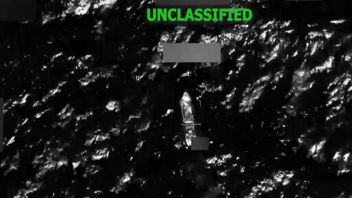 Ο αμερικανικός στρατός χτύπησε «ναρκό-πλοιο» στην Καραϊβική