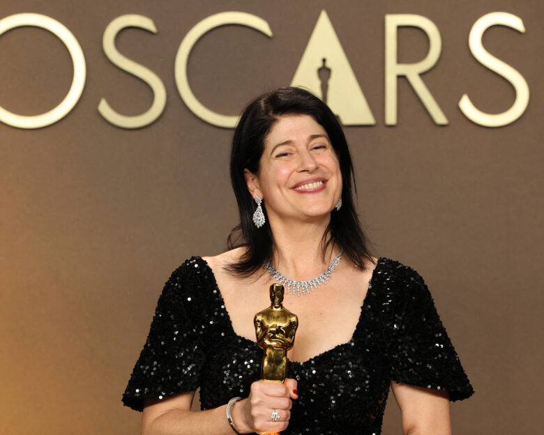 Cassandra Kulukundis poses with the Oscar for Best Casting for "One Battle after Another" in the Oscars photo room at the 98th Academy Awards in Hollywood, Los Angeles, California, U.S., March 15, 2026. REUTERS/Mario Anzuoni