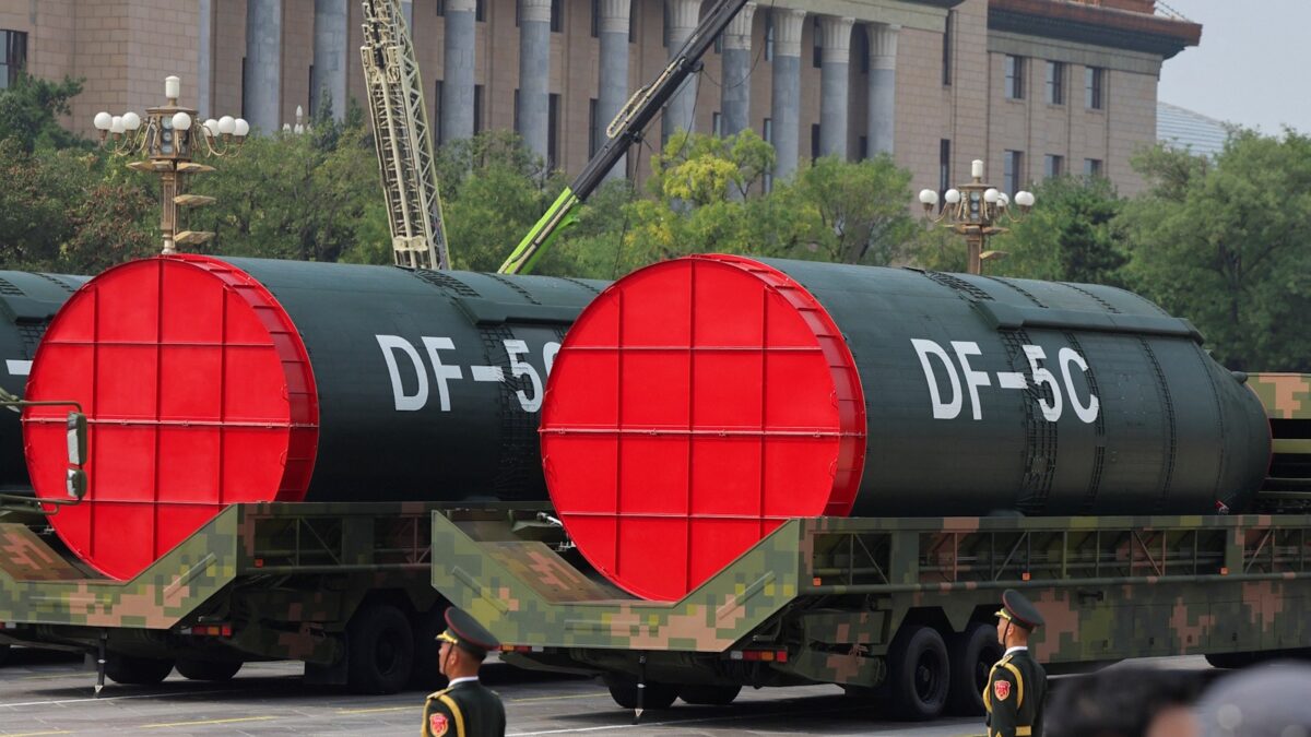 Βαλλιστικοί πύραυλοι DF-5C της Κίνας / REUTERS / Tingshu Wang