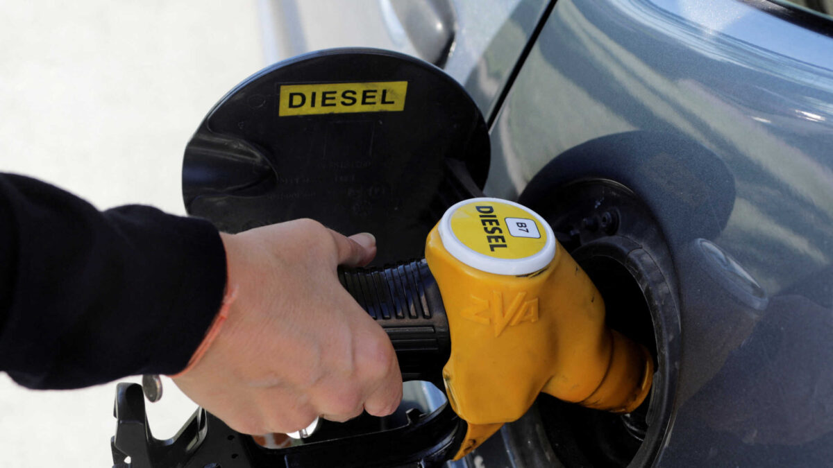 Αντλία diesel σε πρατήριο καυσίμων