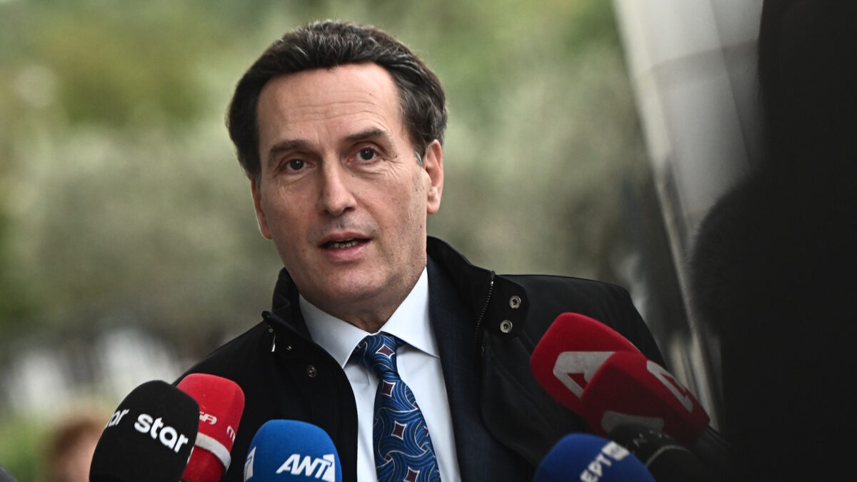 Μιχάλης Δημητρακόπουλος