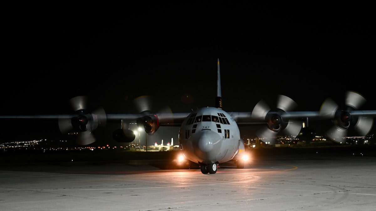 Επαναπατρισμός Ελλήνων πολιτών από το Ντουμπάι με C-130 της Πολεμικής Αεροπορίας