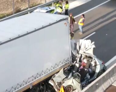 Εγνατία Οδός: Το αυτοκίνητο του 78χρονου παρέσυρε τον 54χρονο και τον εκσφενδόνισε στο αντίθετο ρεύμα – Πώς συνέβη το διπλό τροχαίο με τους 2 νεκρούς