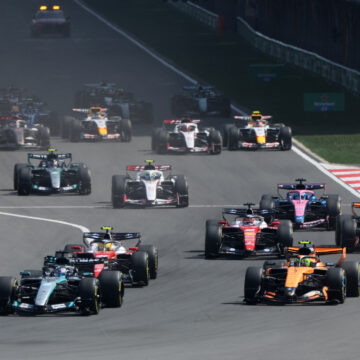 Formula 1: Ο George Russell κέρδισε το Sprint στην Κίνα μπροστά από τις Ferrari