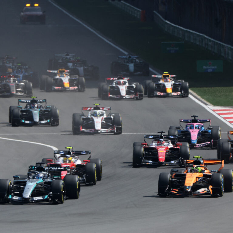 Formula 1: Ο George Russell κέρδισε το Sprint στην Κίνα μπροστά από τις Ferrari