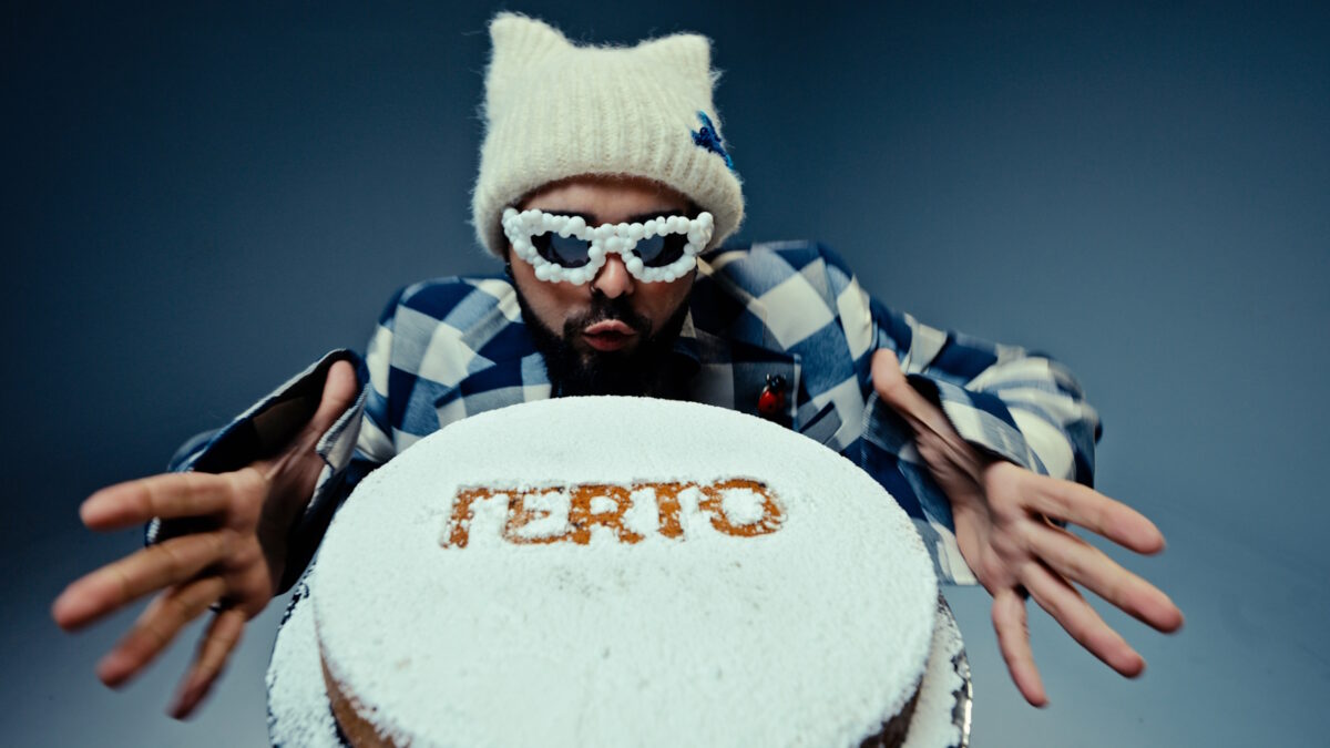 Εικόνα από το βίντεο κλιπ του τραγουδιού «Ferto»