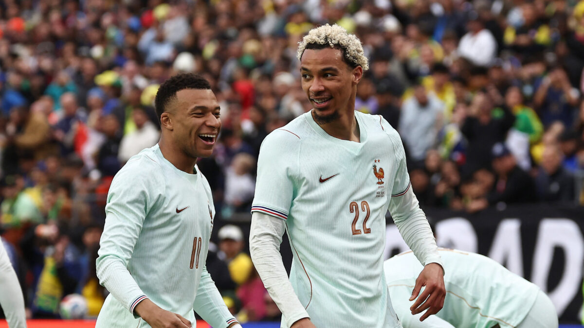 Εμπαπέ και Ετικιτέ στο φιλικό Γαλλία - Βραζιλία