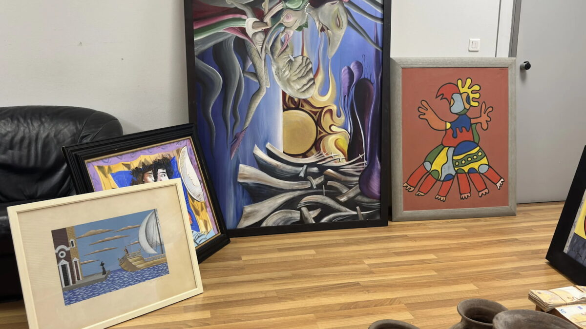 Έργα τέχνης που βρέθηκαν στην γκαλερί Τσαγκαράκης