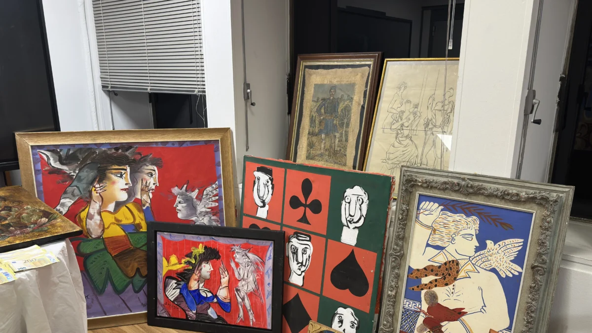 'Εργα τέχνης που κατασχέθηκαν στην γκαλερί Τσαγκαράκης