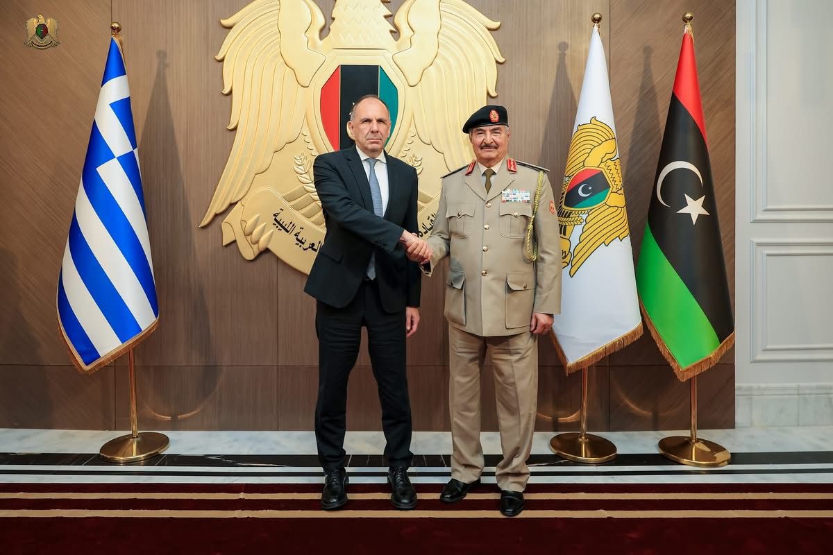 Γεραπετρίτης με Χαφτάρ