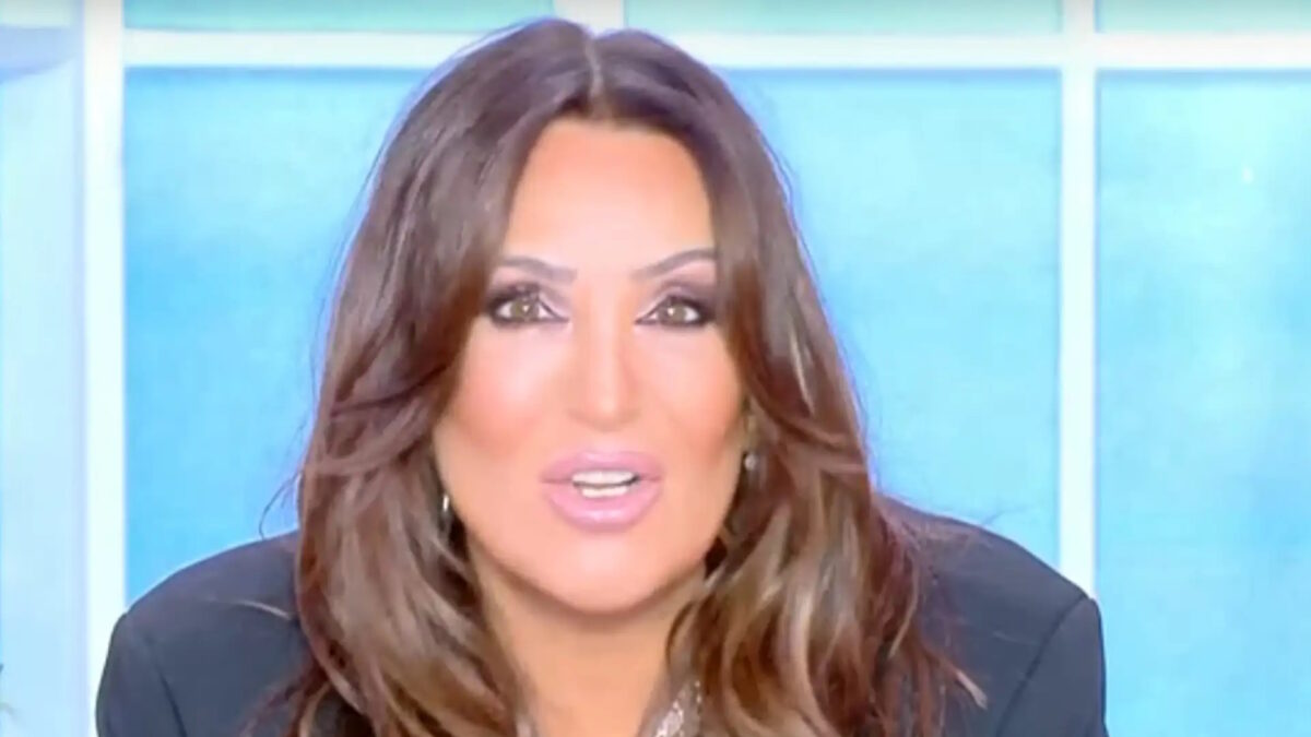 Η Ναταλία Γερμανού στο πλατό της εκπομπής «Καλύτερα Δε Γίνεται»