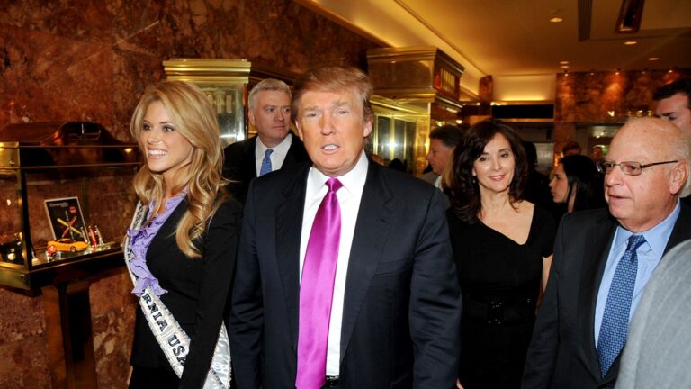 Ντόναλντ Τραμπ και Κάρι Πρίτζιν Μπόλερ