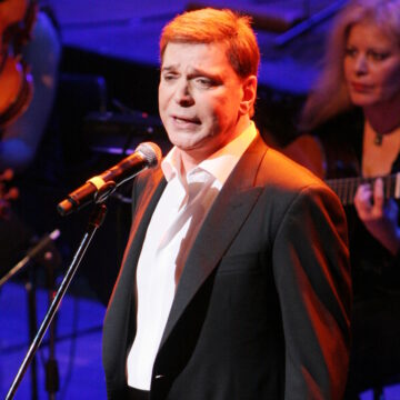 Γιώργος Μαρίνος