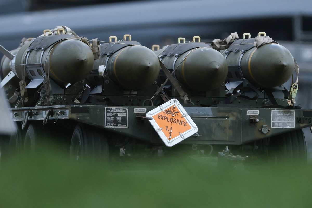 RAF Fairford airbase, amid the U.S.–Israeli conflict with Iran Munitions near a U.S. Airforce (USAF) B-1B bomber at RAF Fairford airbase, used by USAF personnel, amid the U.S.–Israeli conflict with Iran, in Fairford, Gloucestershire, Britain, March 11, 2026. REUTERS/Phil Noble