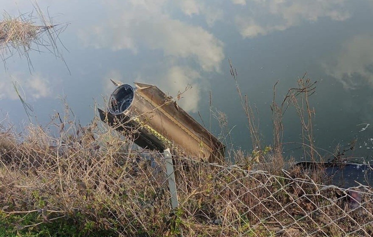 Συντρίμμια συστήματος αεροπορικής άμυνας του ΝΑΤΟ μετά την αναχαίτιση ιρανικού πυραύλου στη νότια Τουρκία