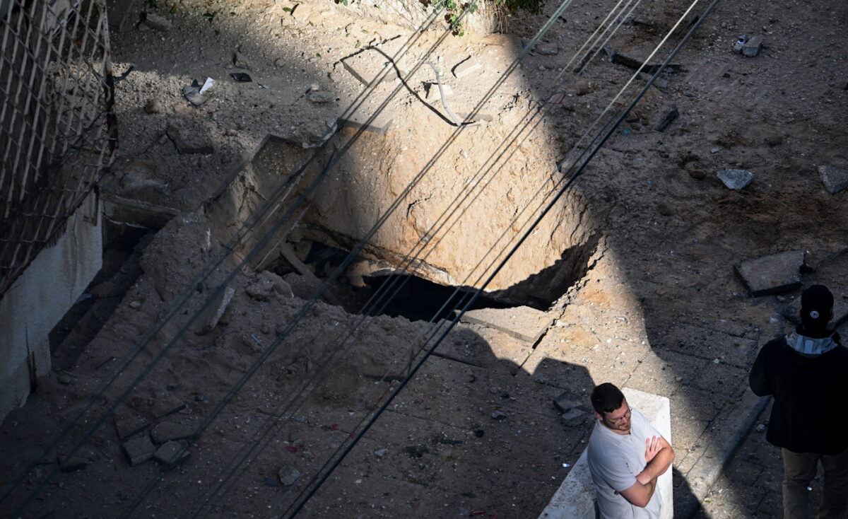 Ζημιές από ιρανικό πύραυλο