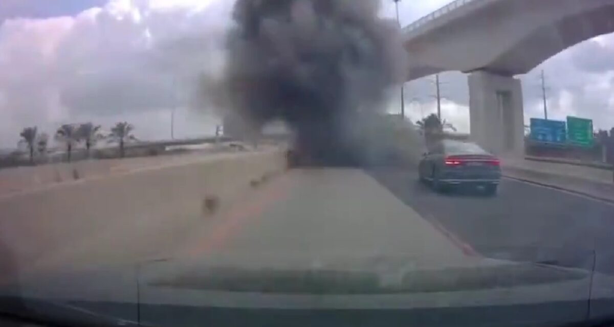 Τελ Αβίβ: Συντρίμμια ιρανικών πυραύλων έπεσαν πάνω σε δρόμο – Δεν αναφέρθηκαν θύματα