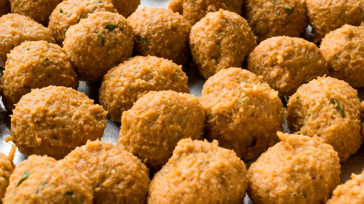 Κεφτεδάκια κόκκινης φακής