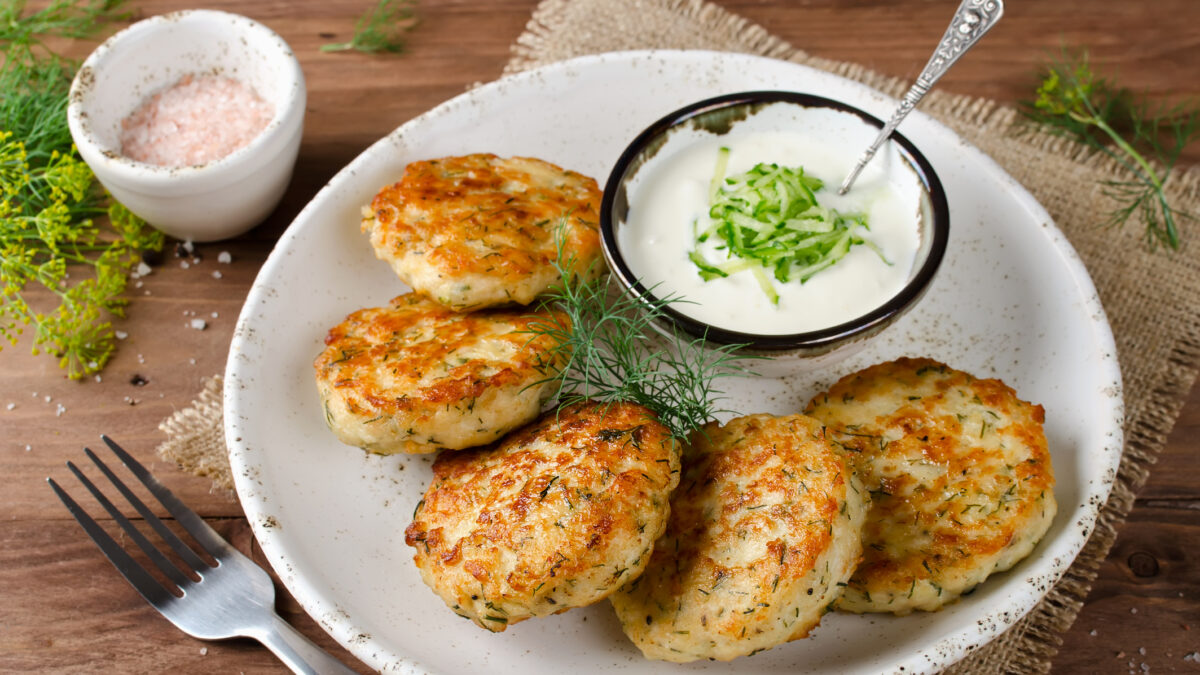 Μπιφτέκια κοτόπουλου με γραβιέρα