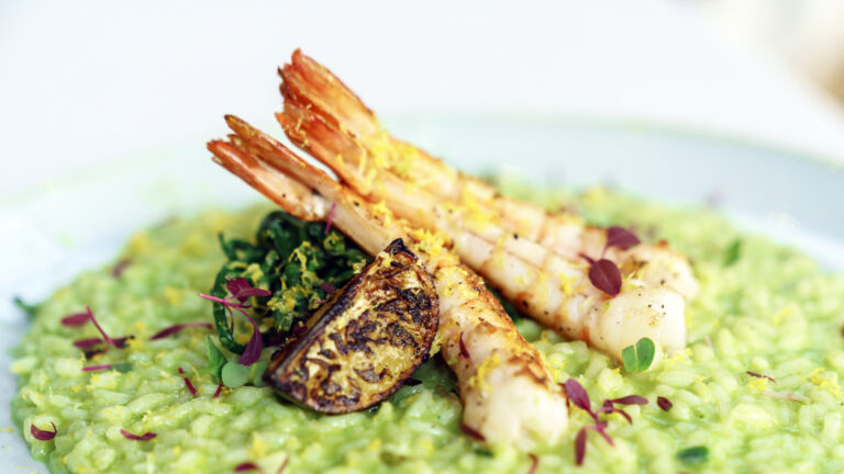 Ριζότο με γαρίδες και αβοκάντο