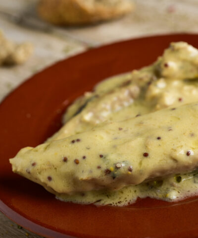 Φιλέτο ψαριού σε σάλτσα μουστάρδας