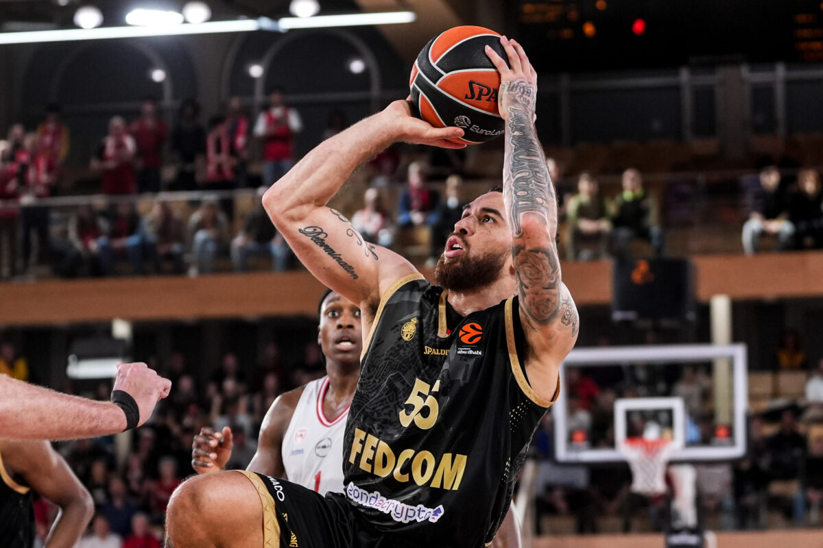 Ο Μάικ Τζέιμς