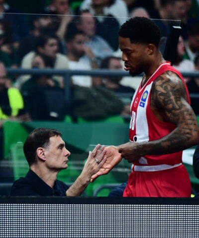 Ο Τάιρικ Τζόουνς