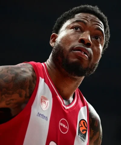 Ο Ταϊρίκ Τζόουνς