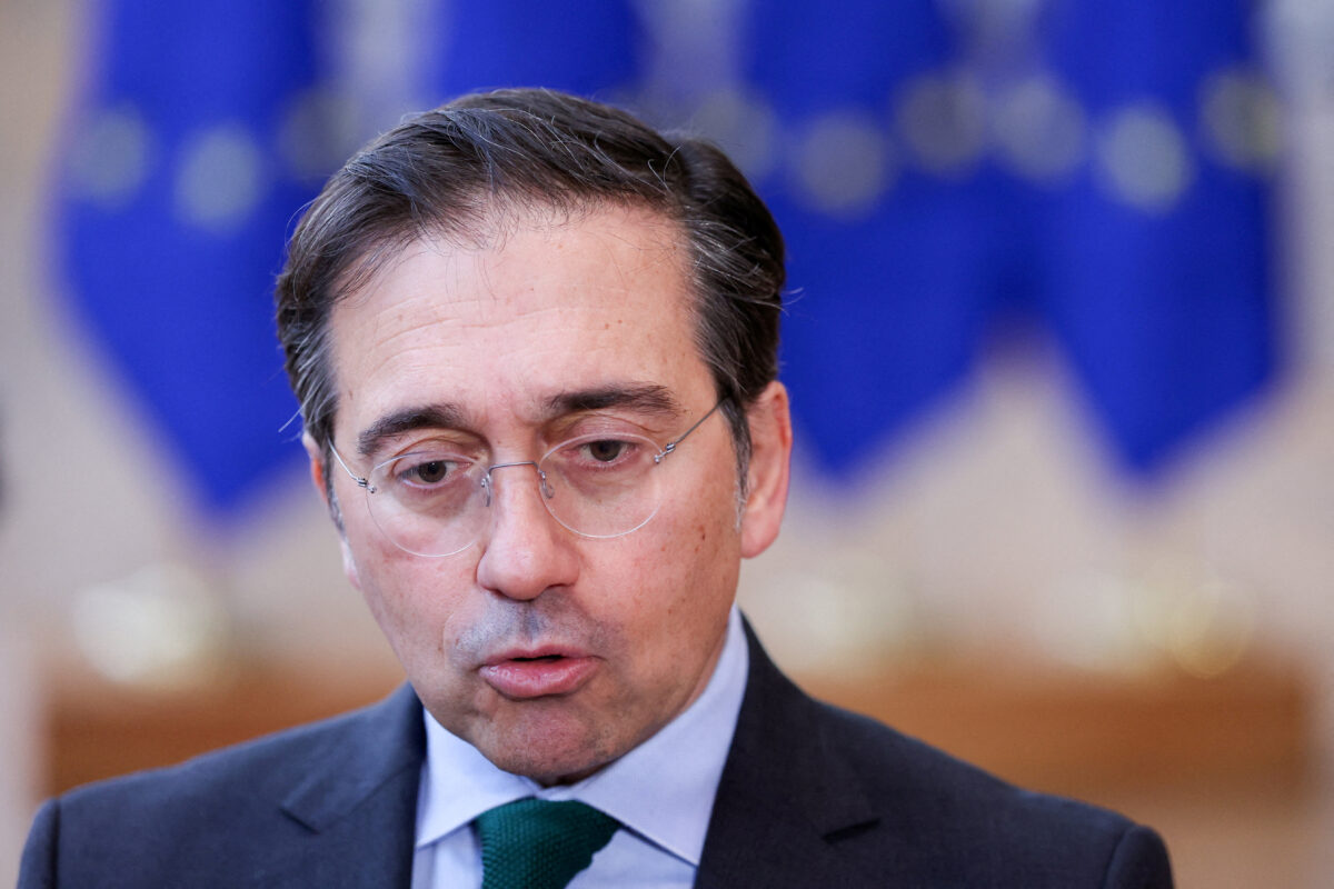 Ο Χοσέ Μανουέλ Αλμπάρες